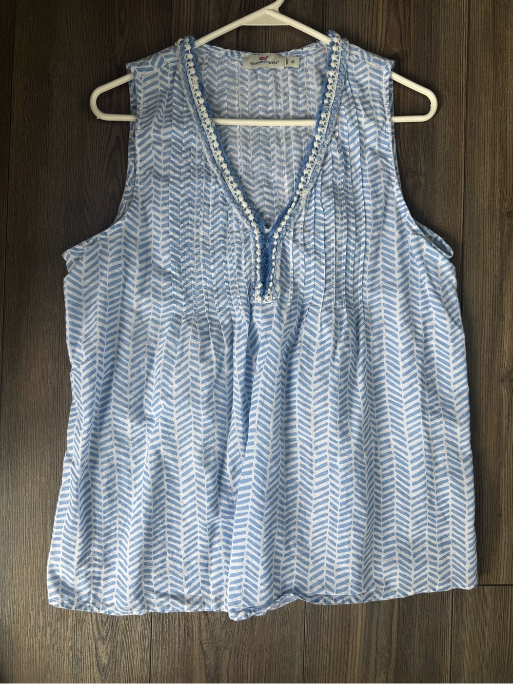 Vineyard Vines Light Blue & White Printed Sleeveless V-Neck Camisole